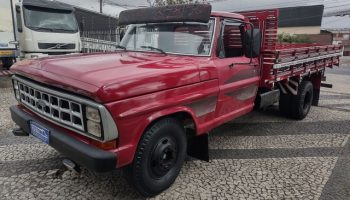Ford F4000 1985