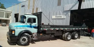 Mercedes 1313 truck carroceria 1985 azul