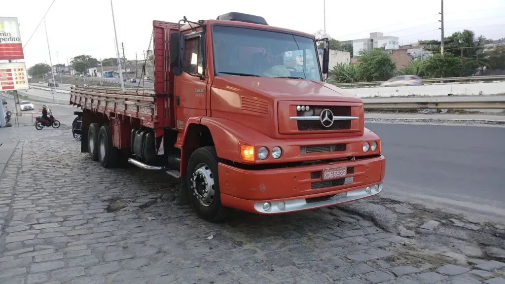 Mercedes 1620 truck carroceria 1997