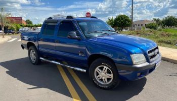 Chevrolet S10 Executive 2.8 4x4 2004 azul