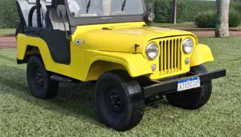 Willys Jeep 1967 amarelo