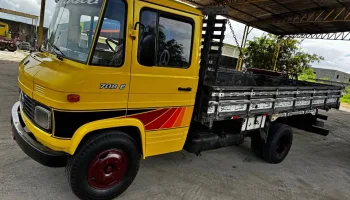 MB 708 carroceria 1988